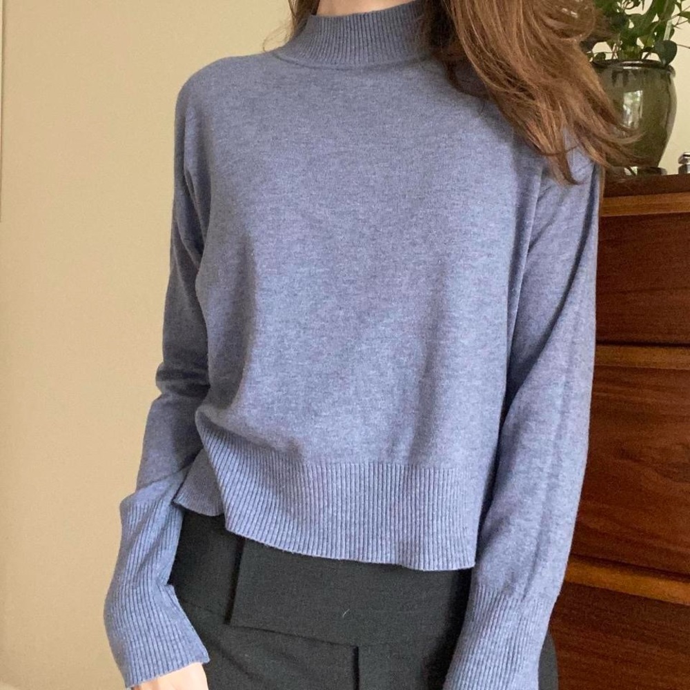 Elegant Heather Blue Turtleneck Sweater